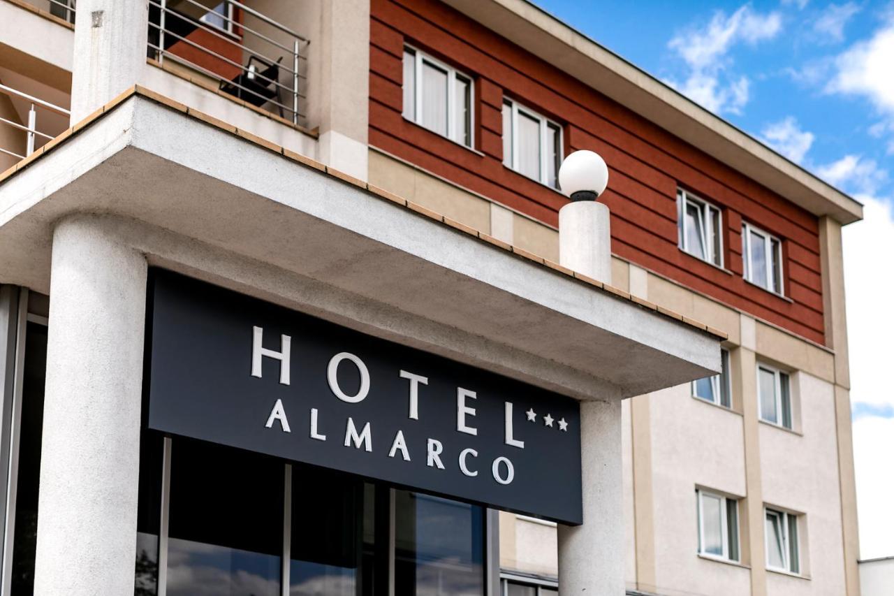 Hotel Almarco Środa Wielkopolska Extérieur photo